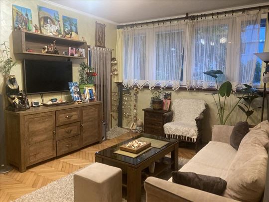 Braće Jerković, Meštrovićeva, 77m2