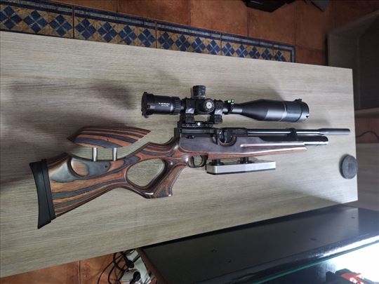 Prodajem pcp pusku Weihrauch Hw100 Laminat