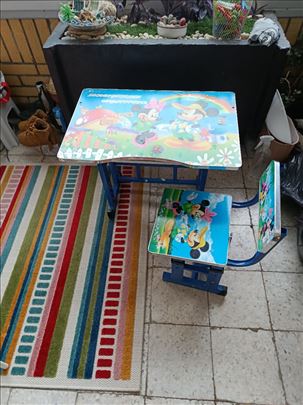 Rasklopivi dečiji sto i stolica
