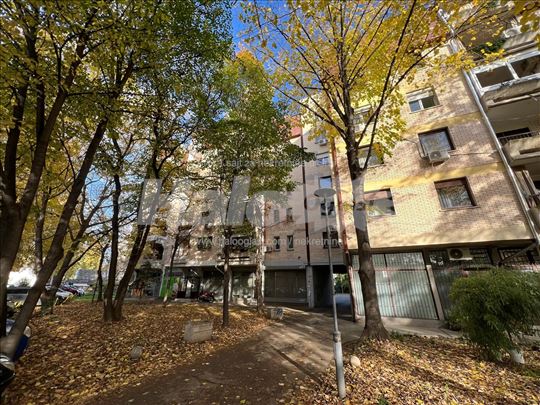 Aleksandra Dubčeka trosoban 82m2