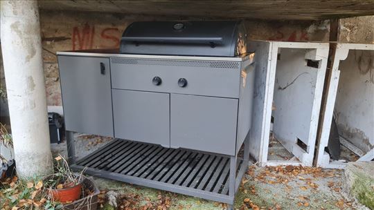 IKEA roštilj na ćumur – NOV, nekorišćen