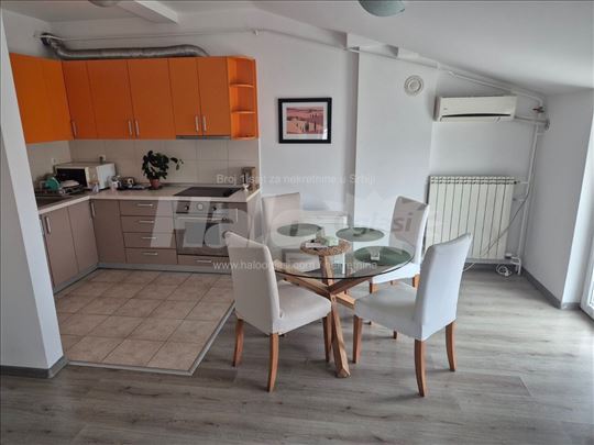 Izdaje se stan prekoputa Gradske bolnice 