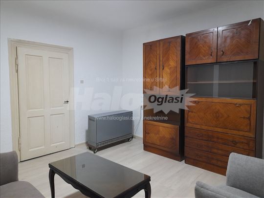 Kuća sa dvorištem, 58m2, blizu centra Šapca