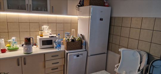 Ledine početak, uknjižen, novija uvučena zgrada