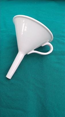 Porcelanski levak Vintage filter papir