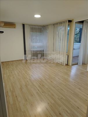 Prostran, svetao i topao 