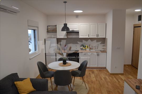 Stari Banovci, WH Residence, Lux stan 45m²+Garaža