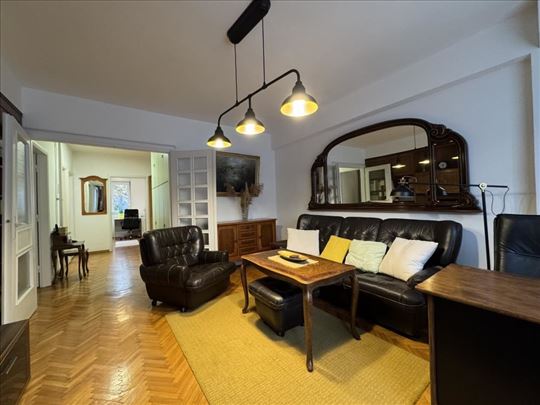 Trosoban stan, Požarevačka 6, Vračar ID#2430