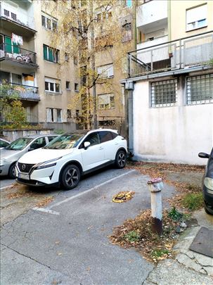 2.0 Stan + Parking