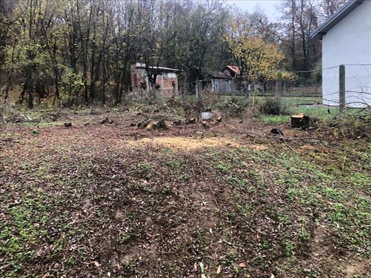 Avala,Dravska,plac,10 ari