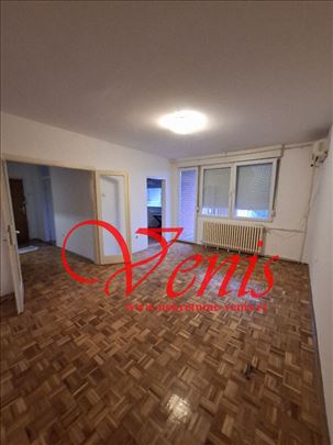 Avijacija ul.Rumenački put 89 m2