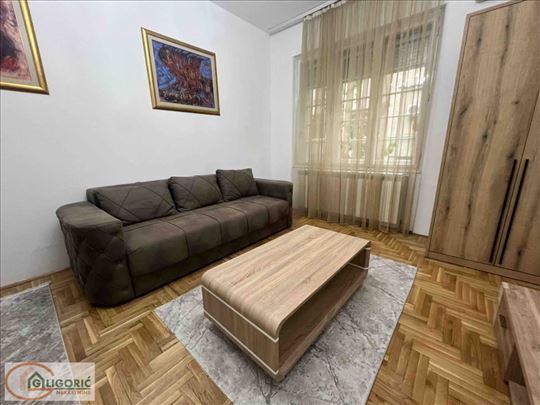 Beograd, Hram Sv. Save, Stan, 1.5, 40m2