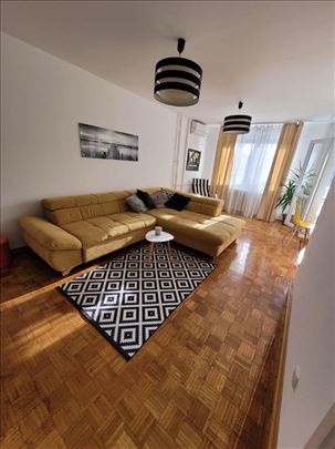 Blok 22, novogradnja, odličan, ID 25088