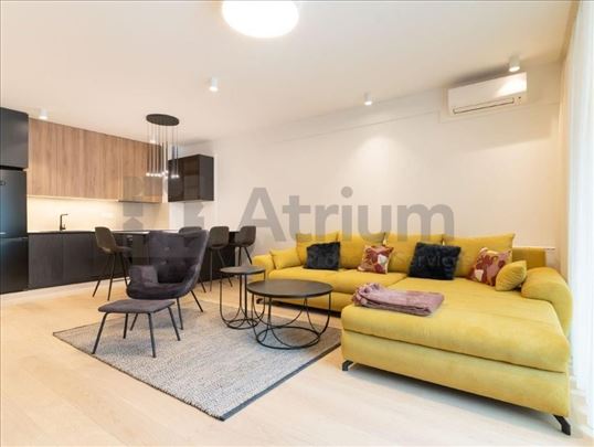 Dorcol, K District - lep dvostrano orijentisan tro