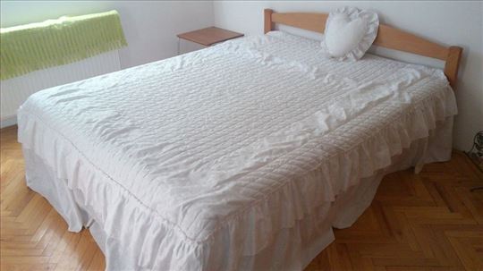 Dusek za bracni krevet  Dimenzije 160x200 cm 