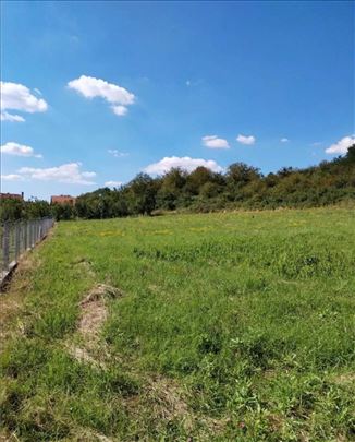 Građevinski plac 16 ari–Barič, dozvola i projekat