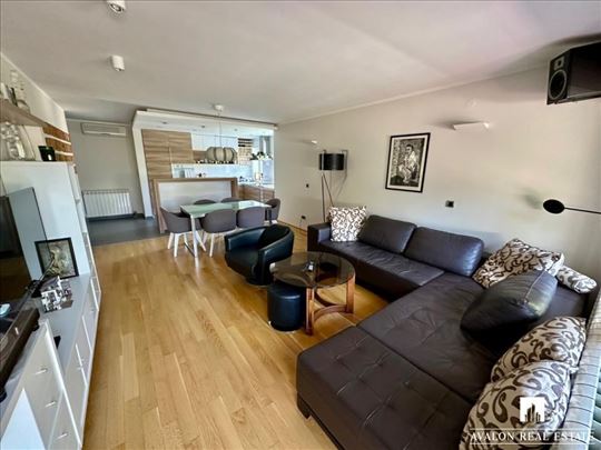 Izdaje se – Prostran stan u mirnom kraju