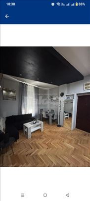 Izdajem potpuno namesten stan u centru Smedereva 