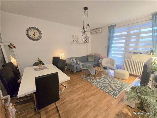 Konjarnik, 3.0, renoviran, 90(T), dupleks, useljiv