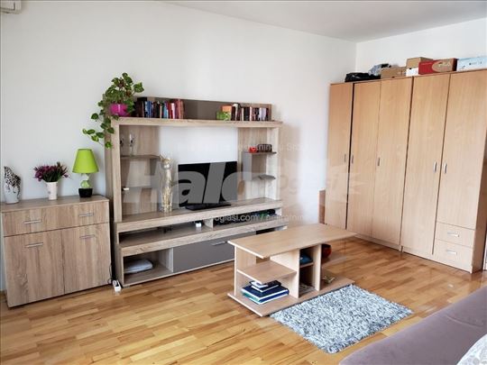 Kumodraška Novogradnja 1.0 Terasa Vlasnik