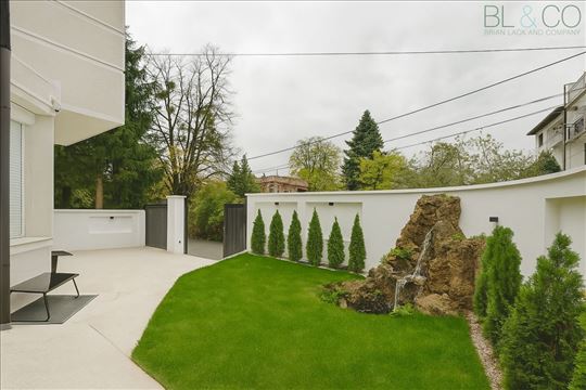 Luksuzna vila u prestižnom delu Dedinja  – savršen