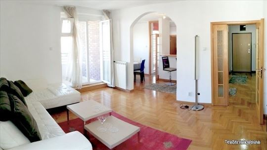 Najlepši deo bloka 29kod Arene 98 mogućnost garaže