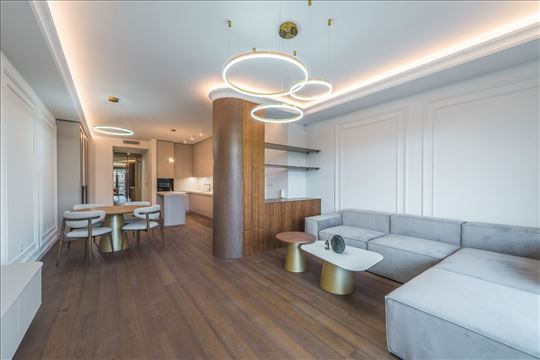 New, minimal, unused - with a gym, pool and a view