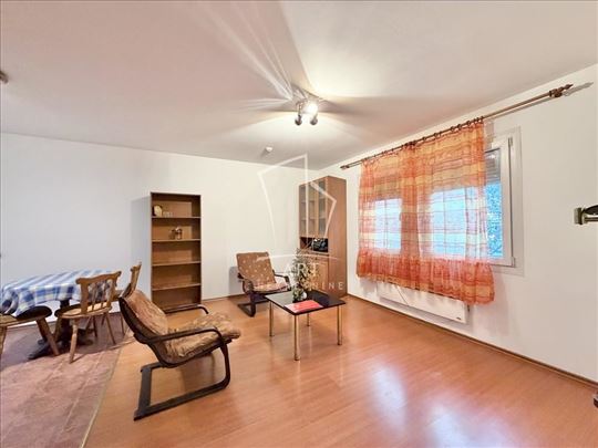 Oaza mira blizu grada ID#13048