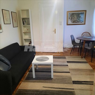 Odličan mali stan 1.5 , retko u ponudi