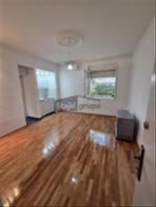 Renoviran, odmah useljiv