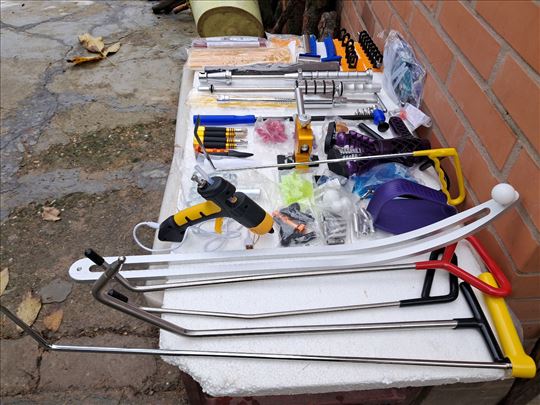 Alat za ispravku blatobrana