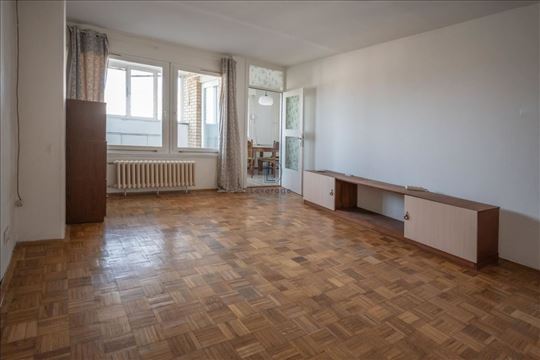Blok 63, Gandijeva, 44m2
