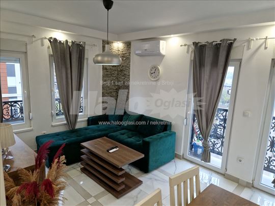 Dvosoban lux opremljen Mirijevo