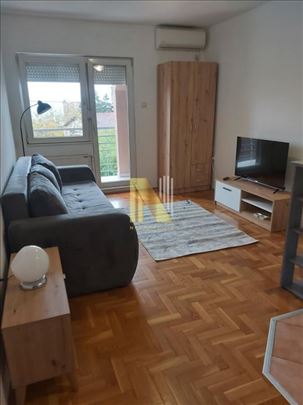 Izdaje se garsonjera na Telepu