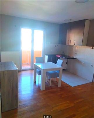 Izdaje se namesten stan u Erdogliji