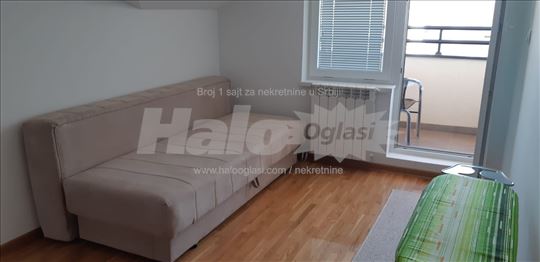 Izdaje se stan na Žarkovu