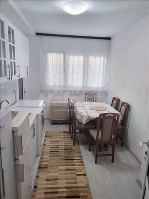 Izdavanje dvosobnog stana u centru Smedereva