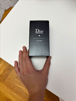 Muški Parfemi Armani i Dior 