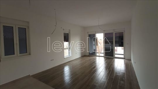 Stan,Novi Sad,Telep,kv: 72.00, € 174240, ID: 10023