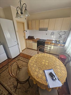 Strogi centar, 1 sprat, dvosoban stan