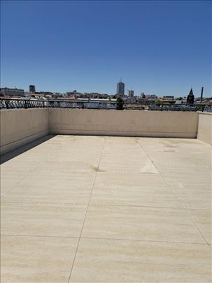  4.0 stan sa garaznim mestom,na Starom gradu