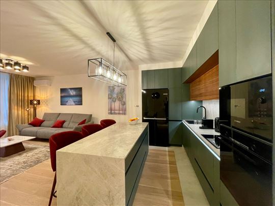 Beograd na vodi, BW Sensa, LUX, 3.0. Useljiv