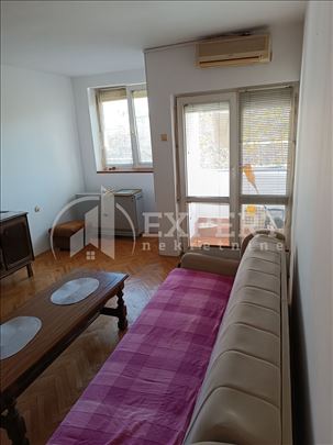 Izdaje se odličan stan kod Medicinskog fakulteta, 