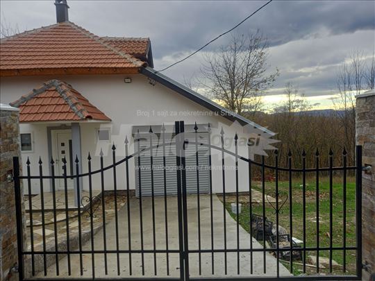 Lux vikend kuca u savrsenoj prirodi + poklon