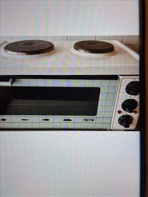 Mini šporet sa rernom i dve ringle