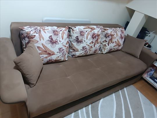 Trosed u odličnom stanju