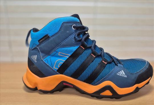 Adidas (br.38) čizme