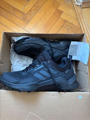 Adidas Terrex AX4 GTX M br. 42 (Nove nekorišćene)