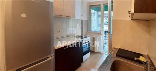 Centralni deo Vračara nadomak Krunske, 38m2 ID#208