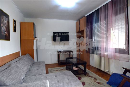 Garsonijera, Kraljice Katarine, Banovo brdo, Beogr